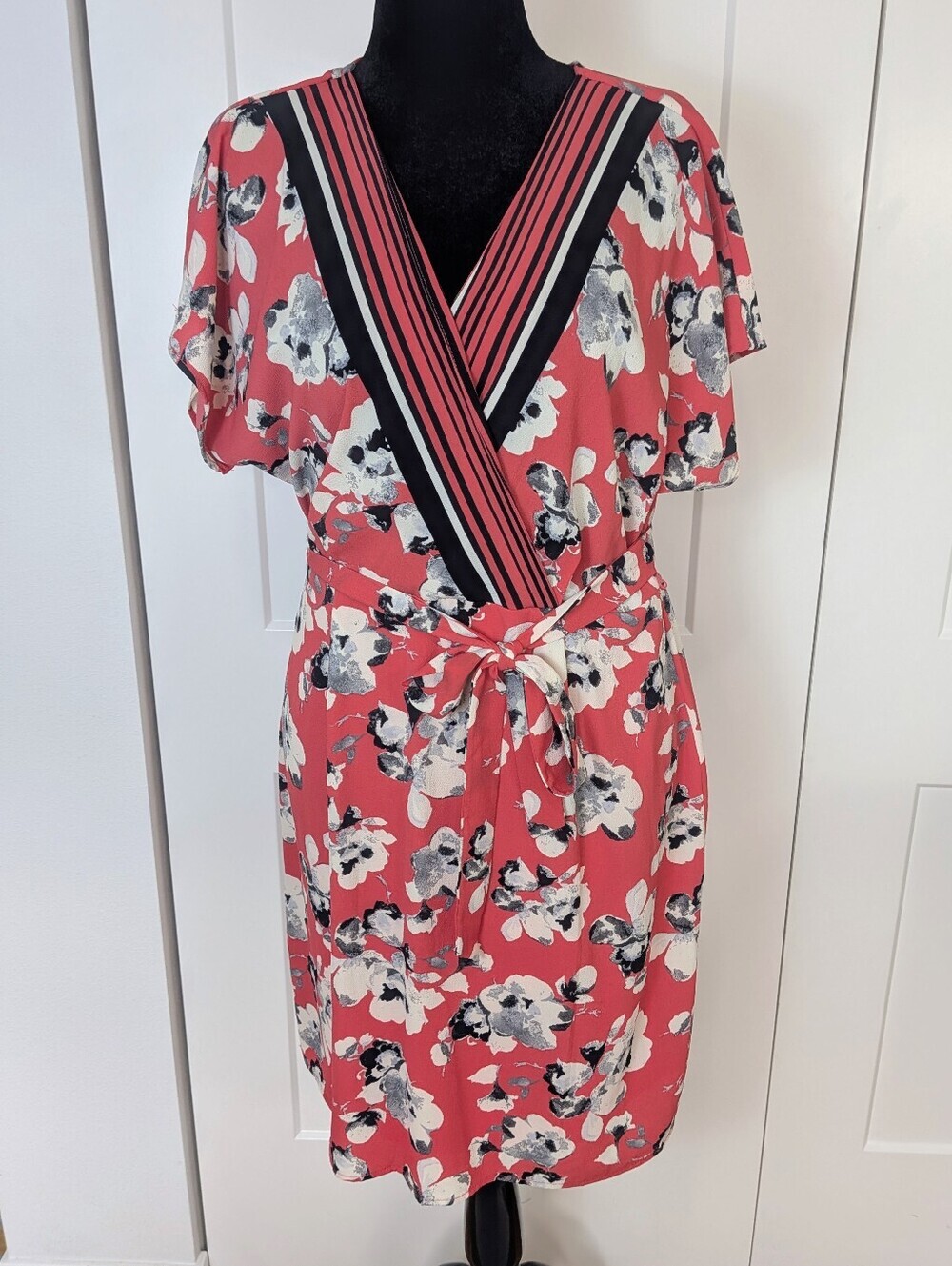 Studio B By Bobeau Floral Print V Neck Fit & Flare Faux Wrap Mini Dress Size XL